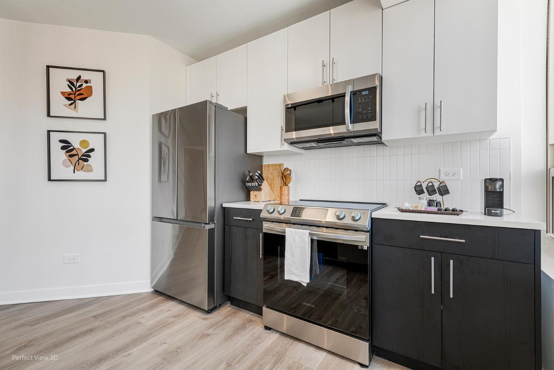 The Bernardin Gold Coast Luxury Apartments Near Magnificent Mile Чикаго Экстерьер фото