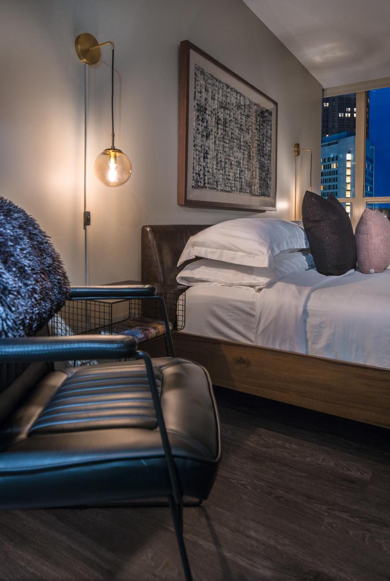 The Bernardin Gold Coast Luxury Apartments Near Magnificent Mile Чикаго Экстерьер фото