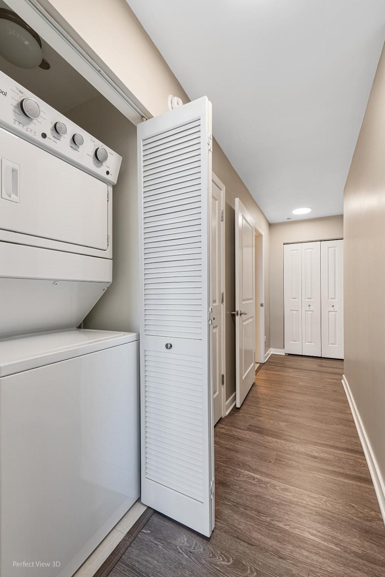 The Bernardin Gold Coast Luxury Apartments Near Magnificent Mile Чикаго Экстерьер фото